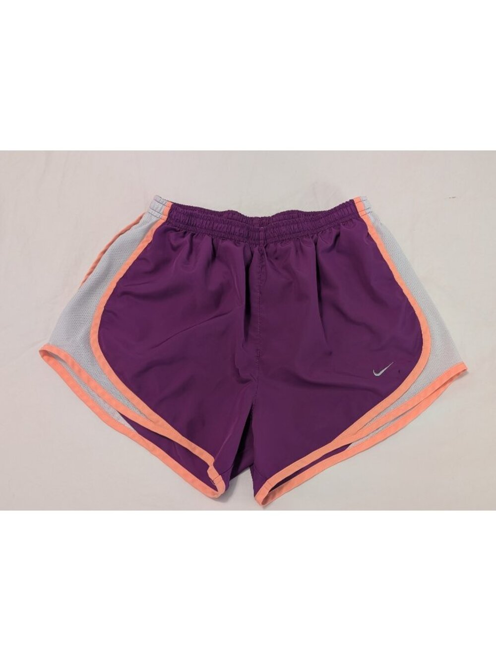 Nike Dri-FIT women Lined Running Shorts Women’s Size S purple